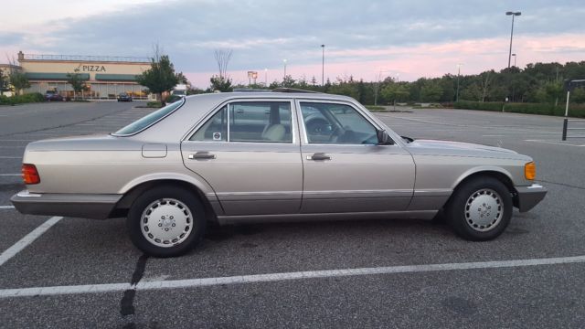 1991 Mercedes-Benz 300-Series 300SE - photo 10