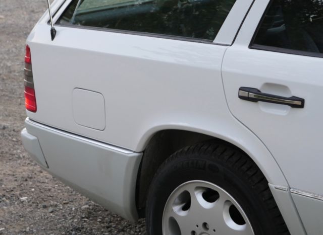 1991 Mercedes-Benz 300-Series - photo 10