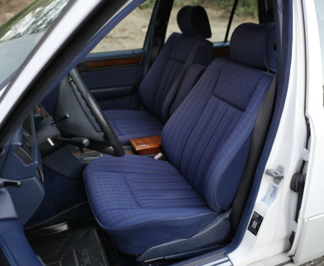 1991 Mercedes-Benz 300-Series - photo 13