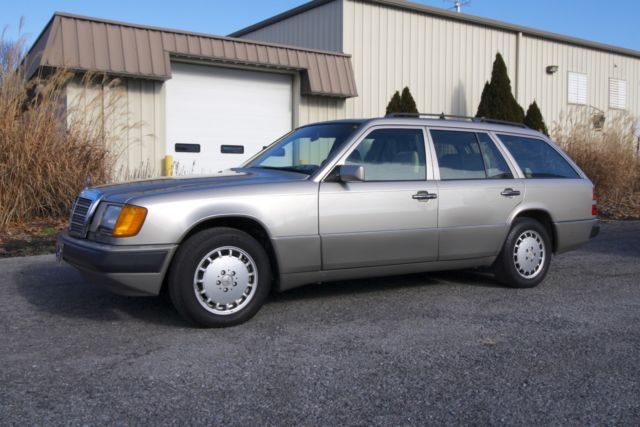 1991 Mercedes-Benz 300TE 4-Matic One Owner Wagon Sunroof Luxury Leather W124 1991 Mercedes-Benz 300-Series 300TE