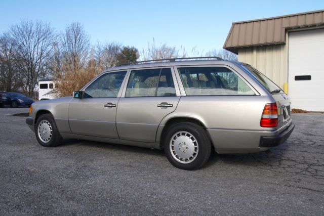 1991 Mercedes-Benz 300-Series 300TE - photo 3