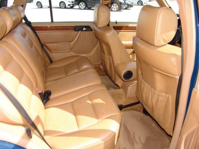 1991 Mercedes-Benz 300-Series Base Wagon 4-Door - photo 13
