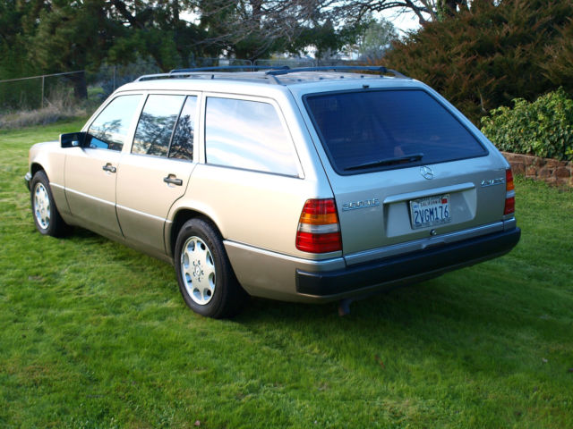 1991 Mercedes-Benz 300-Series 4matic Wagon - photo 11