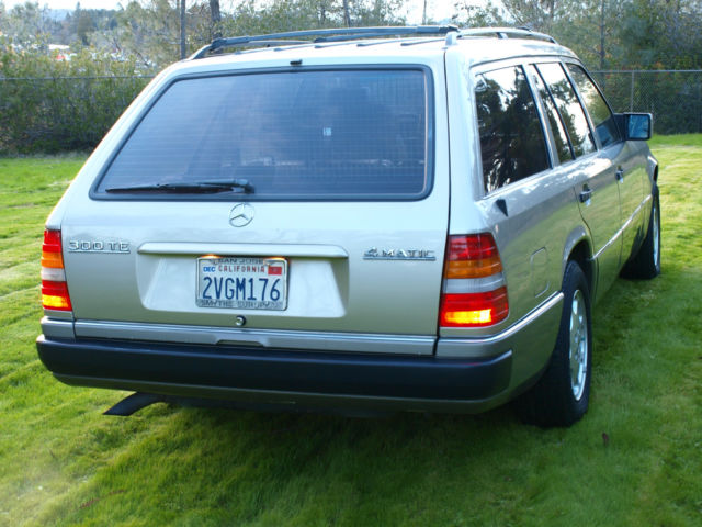 1991 Mercedes-Benz 300-Series 4matic Wagon - photo 12
