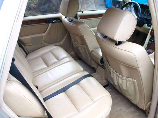 1991 Mercedes-Benz 300-Series 4matic Wagon - photo 13
