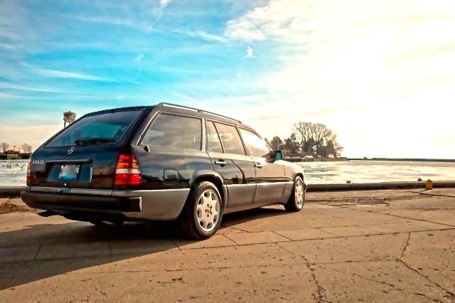 1991 Mercedes-Benz E-Class 300te - photo 4