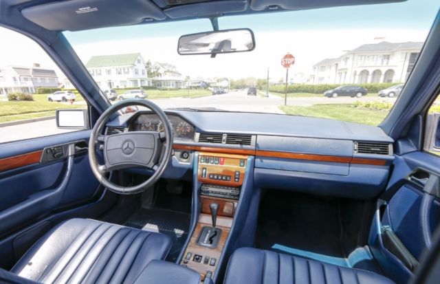 1991 Mercedes-Benz 300-Series Station wagon - photo 8
