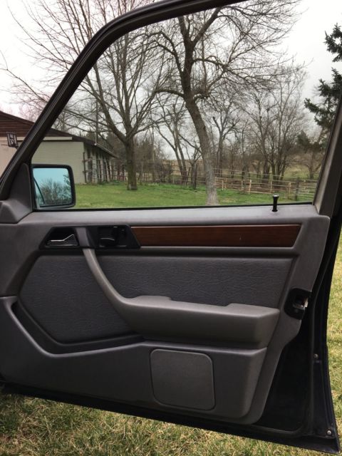 1991 Mercedes-Benz 300-Series MB-TEX - photo 13