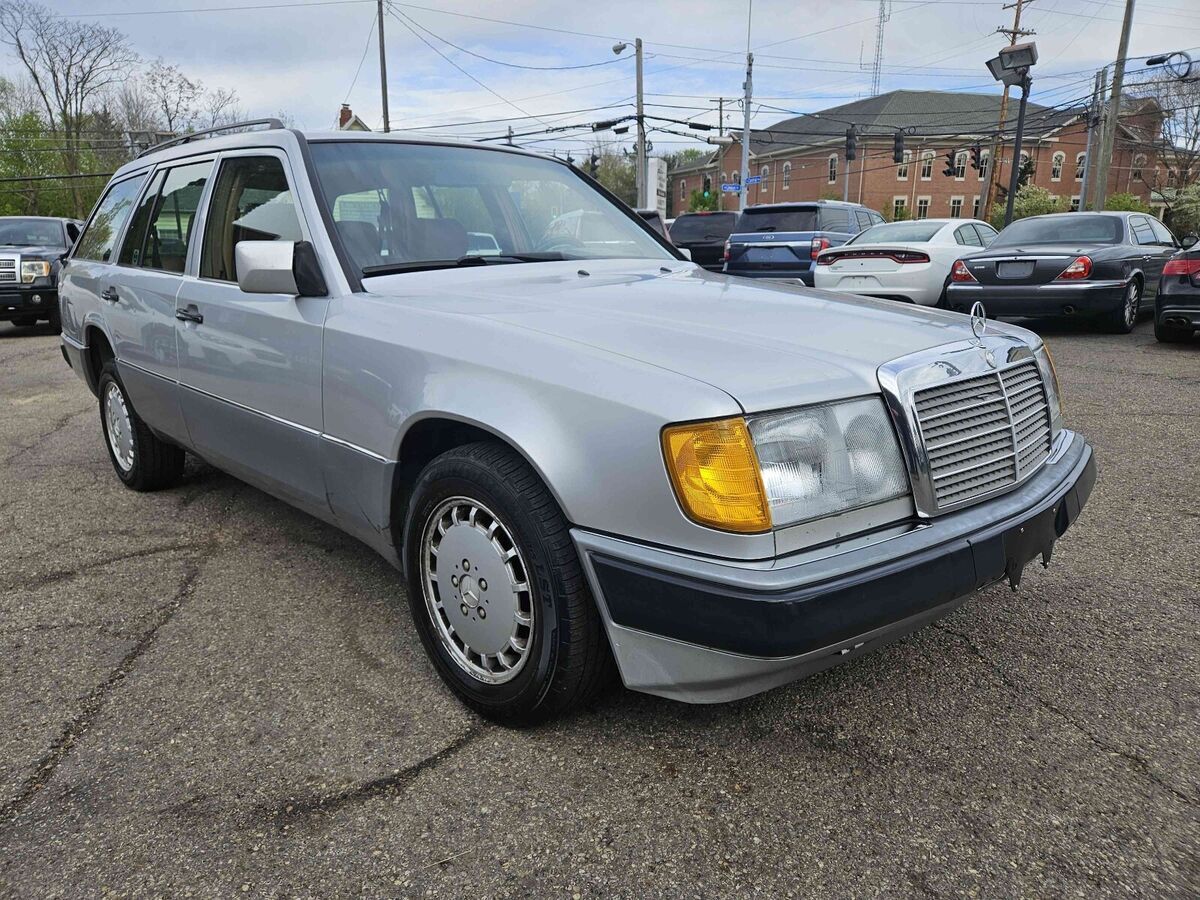 1991 Mercedes-Benz 300-Series TE - photo 12