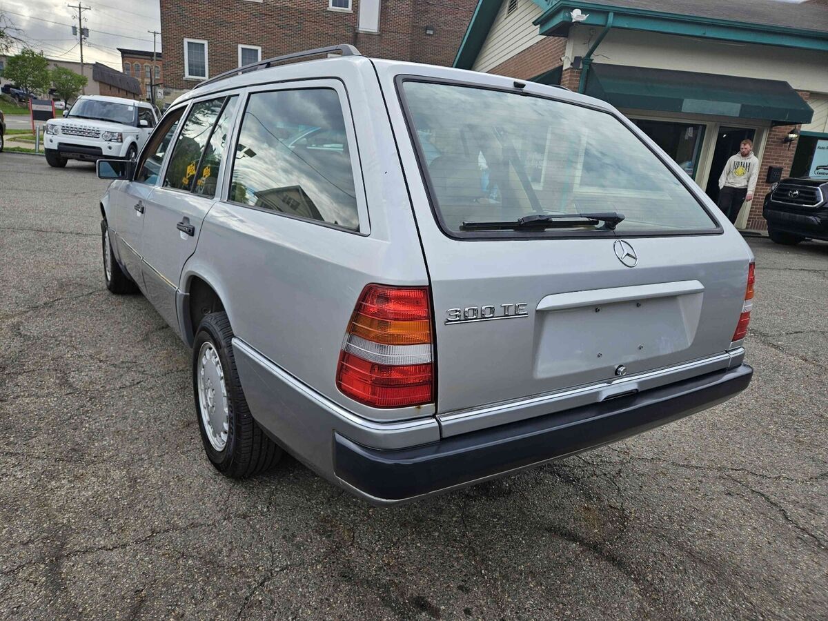 1991 Mercedes-Benz 300-Series TE - photo 5