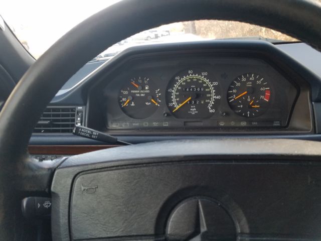 1991 Mercedes-Benz 300-Series - photo 13