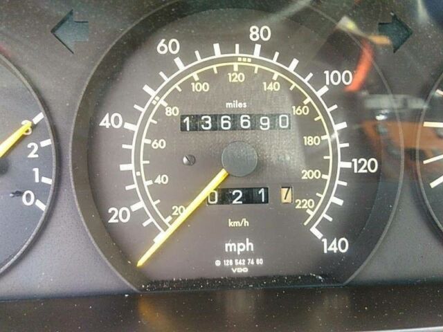 1991 Mercedes-Benz 350-Class 350 SDL 4dr Turbodiesel Sedan - photo 4
