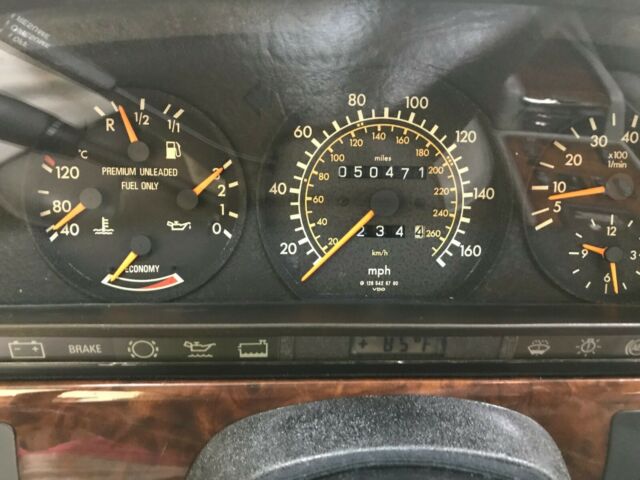 1991 Mercedes-Benz S-Class 560 SEC COUPE ASTRAL SILVER WITH GRAY LEATHER - photo 12