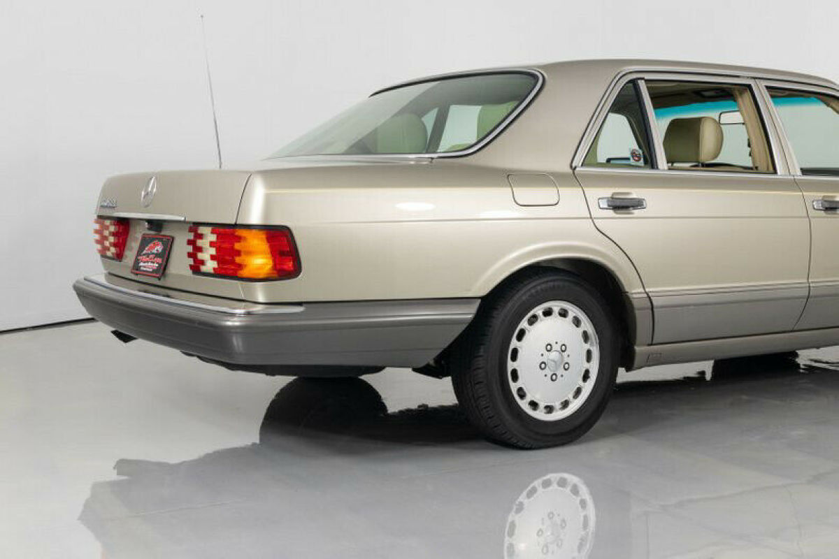 1991 Mercedes-Benz 500-Series 560 SEL - photo 11