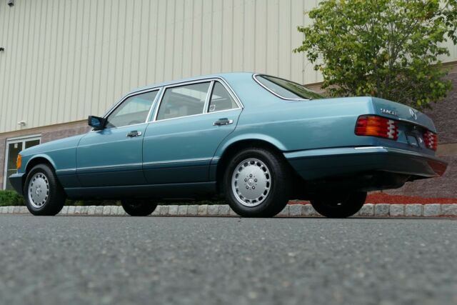 1991 Mercedes-Benz 500-Series 560SEL - photo 6