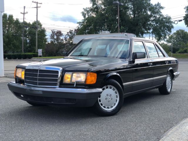 1991 Mercedes-Benz 500-Series 560SEL W126