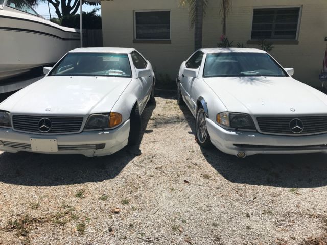 1991 Mercedes Benz (SET OF 2) 1991 Mercedes-Benz 500-Series