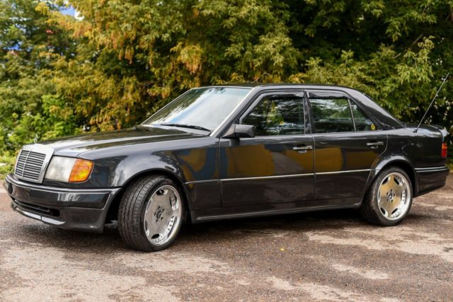 1991 Mercedes-Benz E-Class 300E AMG