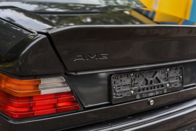 1991 Mercedes-Benz E-Class 300E AMG - photo 6