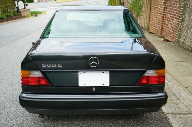1991 Mercedes-Benz 500-Series 500E Euro Spec W124 - 77K Miles - photo 4