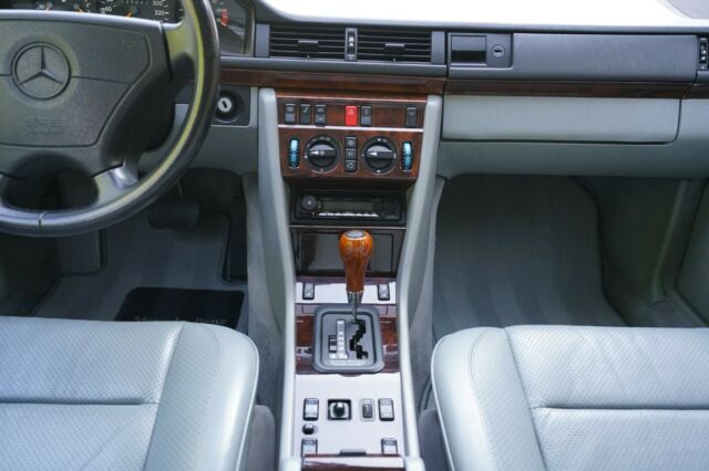 1991 Mercedes-Benz 500-Series 500E Euro Spec W124 - 77K Miles - photo 9