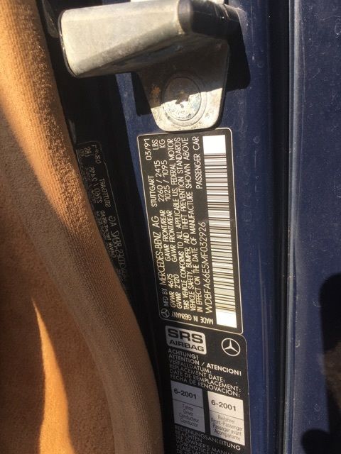 1991 Mercedes-Benz SL-Class Convertible with hardtop 49,000 original miles - photo 10