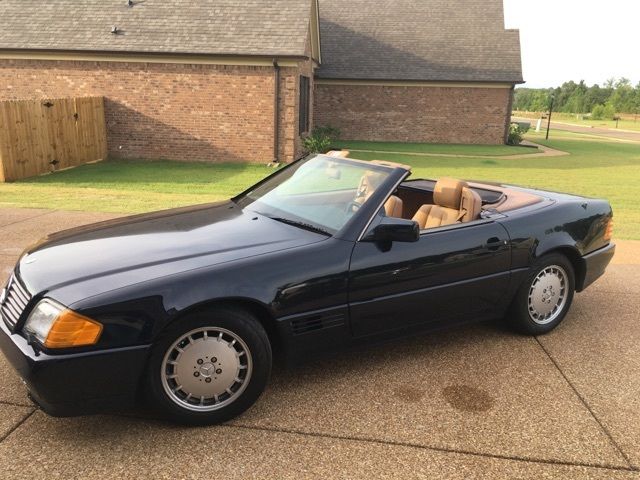 1991 Mercedes-Benz SL-Class Convertible with hardtop 49,000 original miles - photo 2