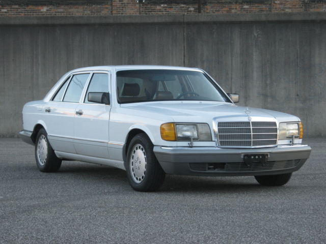1991 Merceds 560SEL Arctic White Low Miles 1991 Mercedes-Benz 500-Series
