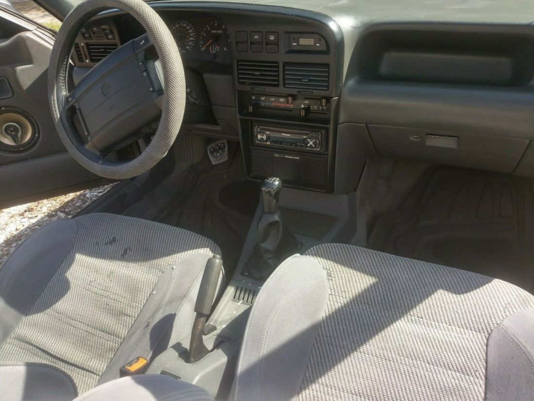 1993 Mercury Capri XR2 - photo 6