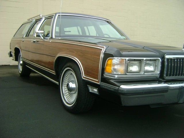 1991 Mercury Grand Marquis LS Wagon 4-Door - photo 12