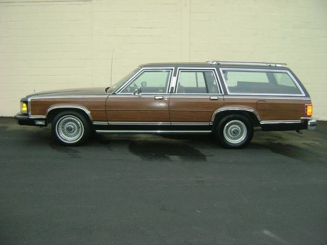 1991 Mercury Grand Marquis LS Wagon 4-Door - photo 7
