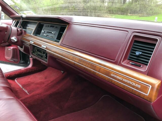 1991 Mercury Grand Marquis LS - photo 8