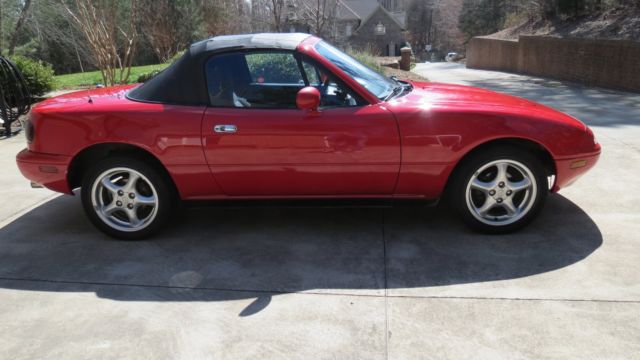 1991 Miata - 5 Speed, Beautiful, Reliable, Includes Factory Hardtop 1991 Mazda MX-5 Miata