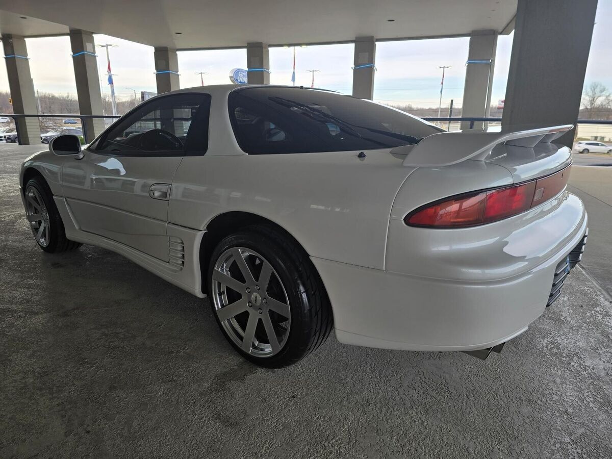 1991 Mitsubishi 3000GT - photo 2