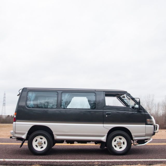 1991 Mitsubishi Delica 4×4 Star Wagon L300 Delica 4×4 Star Wagon L300 - photo 2