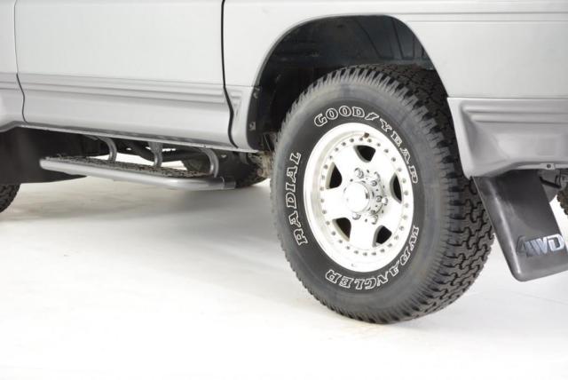 1991 Mitsubishi Delica Exceed 5-Speed 4WD - photo 7