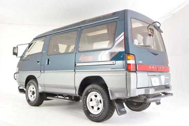 1991 Mitsubishi Delica Exceed 5-Speed 4WD - photo 8