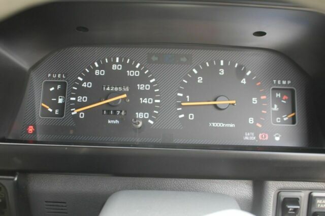 1991 Mitsubishi Delica Sport - photo 13