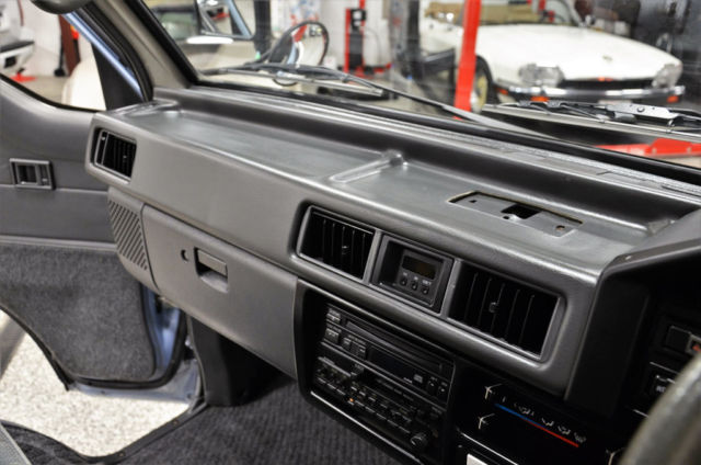 1991 Mitsubishi Delica - photo 12