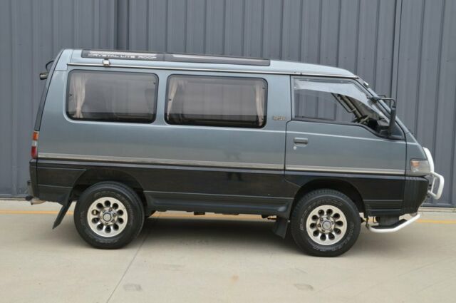 1991 Mitsubishi Delica Super Exceed - photo 5