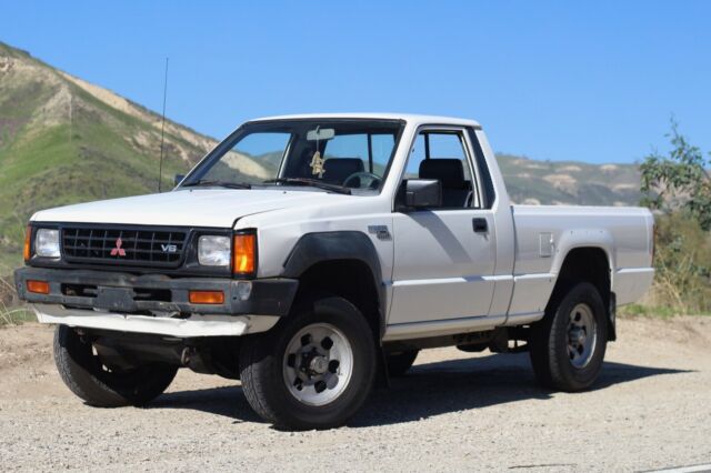 1991 Mitsubishi Mighty Max 4x4 V6 Manual 1991 Mitsubishi Mighty Max Regular Cab