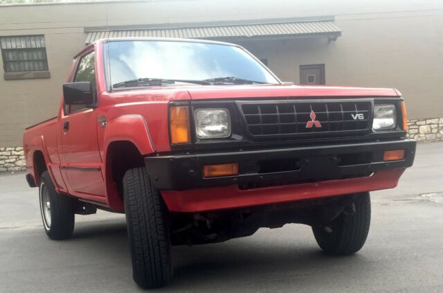 1991 Mitsubishi Mighty Max - photo 2
