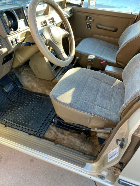 1991 Mitsubishi Montero RS - photo 11