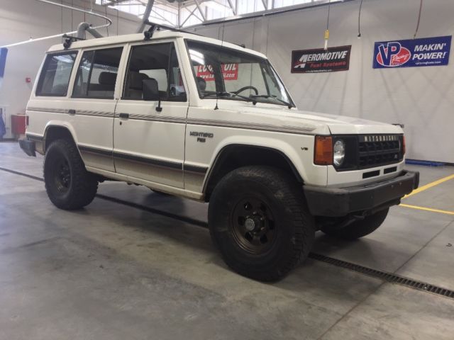 1991 Mitsubishi Montero 4WD 3.0 V6 Runs and Drives. 4-Door Pajero 1991 Mitsubishi Montero