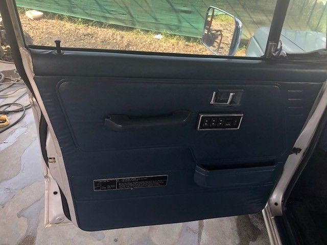 1991 Mitsubishi Montero - photo 10