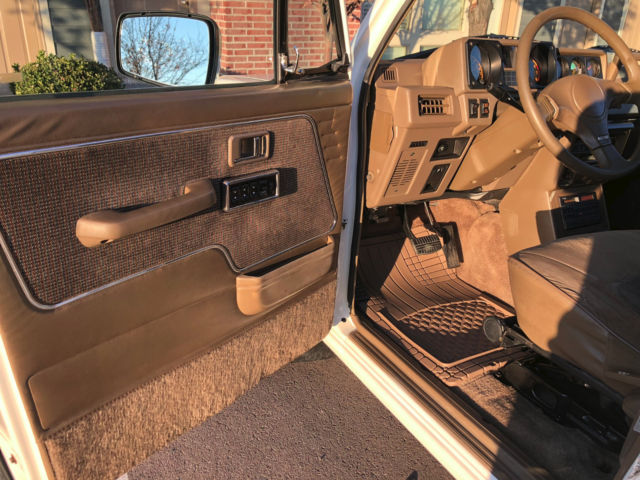 1991 Mitsubishi Montero LS - photo 9