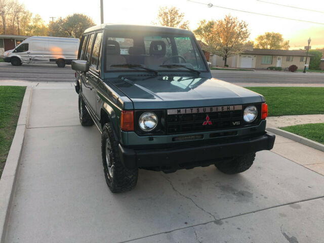 1991 Mitsubishi Montero LS - photo 10