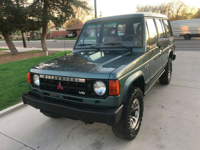 1991 Mitsubishi Montero LS - photo 12