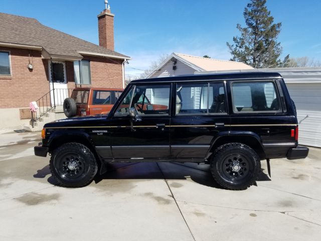 1991 Mitsubishi Montero LS - photo 3