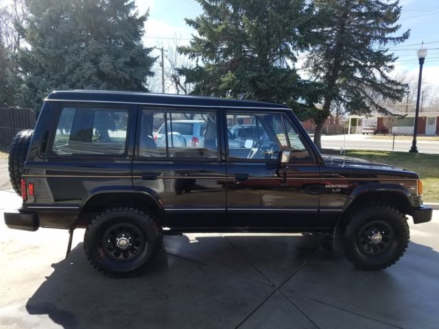 1991 Mitsubishi Montero LS - photo 8